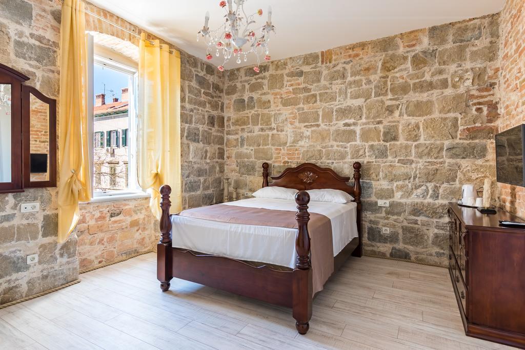 Pietra Rossa Hotell Split Eksteriør bilde